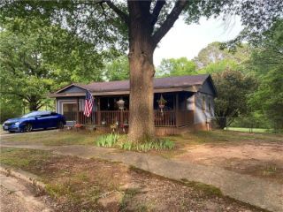 Foreclosed Home - 400 E CIRCLE DR, 74728