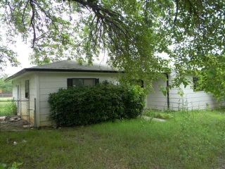 Foreclosed Home - 404 2ND ST, 74729
