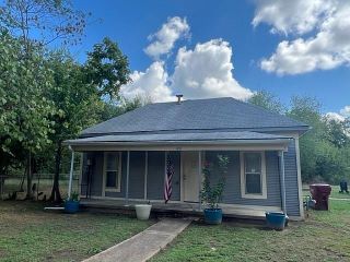 Foreclosed Home - 1201 S H ST, 74743