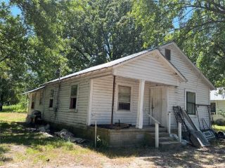 Foreclosed Home - 606 NW 9TH ST, 74745