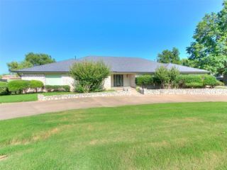 Foreclosed Home - 3 COUNTRY CLUB RD, 74801