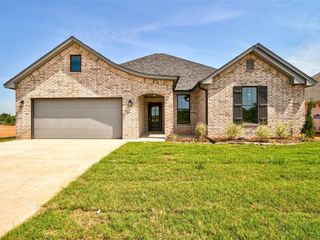 Foreclosed Home - 206 OUTLANDER WAY, 74804