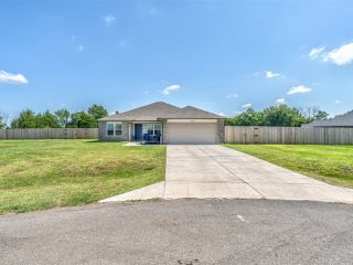 Foreclosed Home - 42198 MAX HENRY DR, 74804