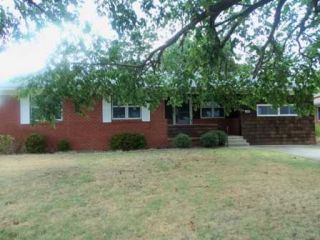 Foreclosed Home - 935 N SUSAN AVE, 74820