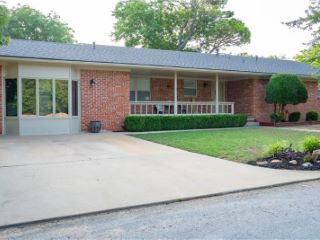 Foreclosed Home - 322 MAYFAIR WAY, 74820