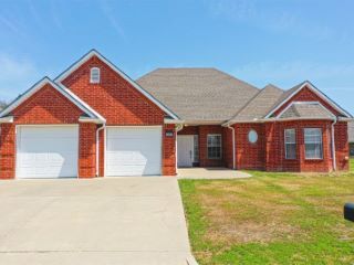 Foreclosed Home - 1218 LEGACY DR, 74820