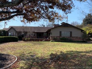 Foreclosed Home - 1413 NORTHCREST DR, 74820