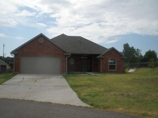 Foreclosed Home - 702 MELEAH, 74851