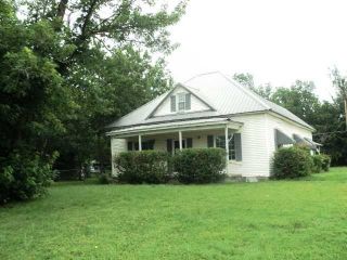 Foreclosed Home - 702 N 3RD ST, 74859