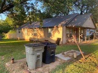 Foreclosed Home - 308 W 2ND ST, 74860