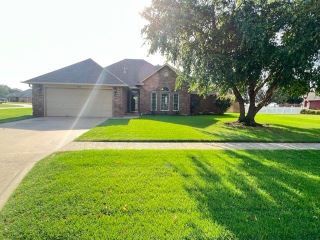 Foreclosed Home - 1820 HILLCREST DR, 74864