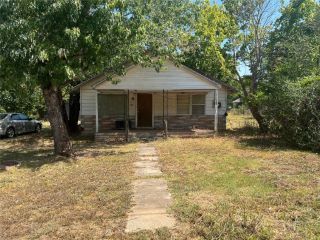 Foreclosed Home - 1738 SMITH ST, 74868