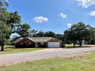 Foreclosed Home - 153 RUSTIC OAKS RD, 74873
