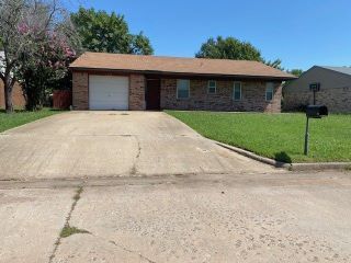 Foreclosed Home - 1209 DOVE HOLLOW LN, 74873