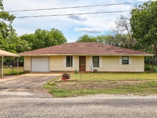 Foreclosed Home - 1515 N 6TH ST, 74873