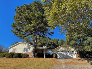 Foreclosed Home - 1307 S HITCHITE AVE, 74884