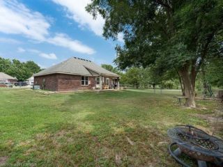 Foreclosed Home - 1520 CHEROKEE ROCK RD, 74948