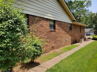 Foreclosed Home - 206 DOGWOOD AVE, 74953
