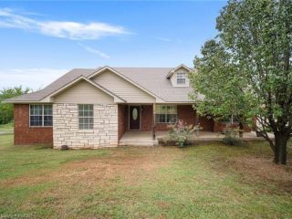 Foreclosed Home - 22940 ROCKY LN, 74953