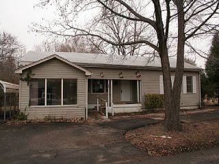Foreclosed Home - 615 E CHICKASAW AVE, 74955