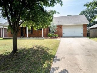 Foreclosed Home - 104 RICHARDSON AVE, 74955
