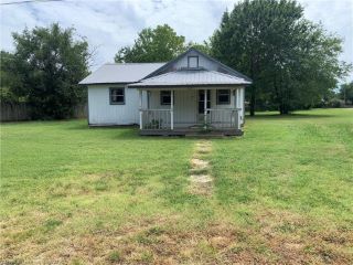 Foreclosed Home - 502 W CREEK AVE, 74955