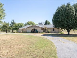 Foreclosed Home - 20694 ASH ST, 74959