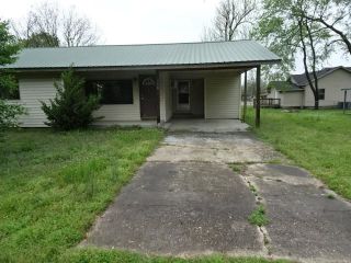 Foreclosed Home - 1442 W MAIN ST, 74965