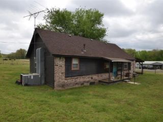 Foreclosed Home - 464143 HIGHWAY 62, 74965