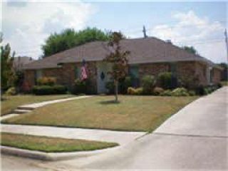 Foreclosed Home - 813 LESLIE LN, 75019