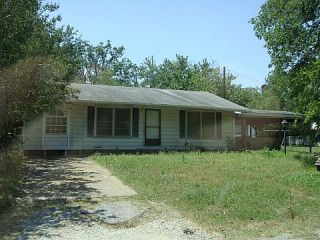 Foreclosed Home - 2926 W ELM ST, 75020