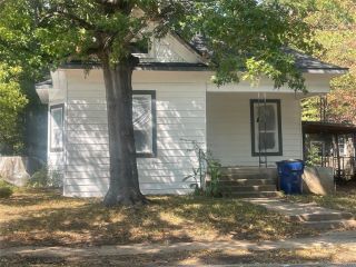 Foreclosed Home - 627 W MONTEREY ST, 75020