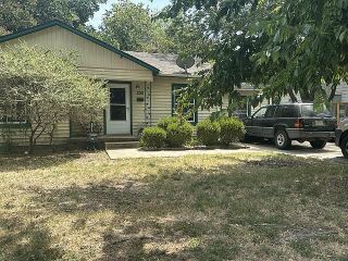 Foreclosed Home - 200 EDGEFIELD DR, 75040