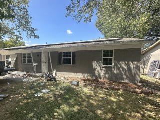 Foreclosed Home - 913 ROSEWOOD HILLS DR, 75040