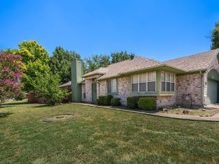 Foreclosed Home - 5202 WOLVERTON CT, 75043