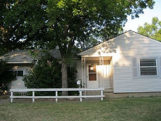 Foreclosed Home - 210 NICHOLS ST, 75060