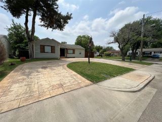 Foreclosed Home - 1844 PIEDMONT ST, 75061