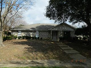 Foreclosed Home - 4037 BOSQUE DR, 75074