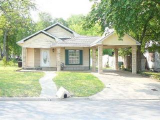 Foreclosed Home - 1006 E PECAN ST, 75090