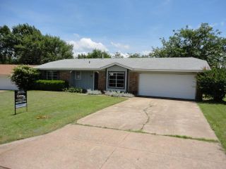 Foreclosed Home - 1209 S VALENTINE DR, 75090