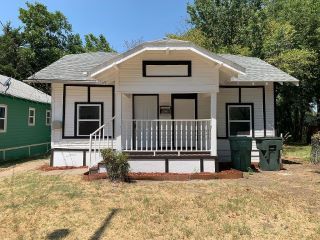 Foreclosed Home - 413 W CHERRY ST, 75090