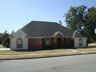 Foreclosed Home - 610 CLAY LN, 75092