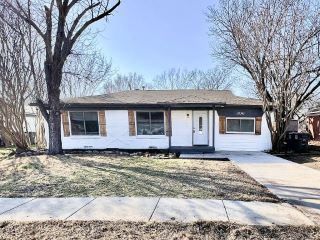 Foreclosed Home - 306 S 1ST ST, 75098