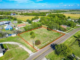Foreclosed Home - 102 S FM 1126, 75102