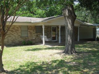 Foreclosed Home - 1421 SHADY LN, 75103