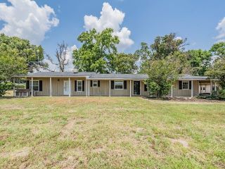 Foreclosed Home - 822 VZ COUNTY ROAD 4418, 75103