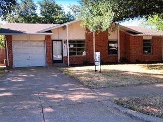 Foreclosed Home - 805 LISA LN, 75104