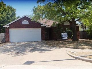 Foreclosed Home - 310 SIERRA WAY, 75104