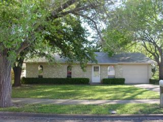 Foreclosed Home - 134 SHEFFIELD DR, 75104