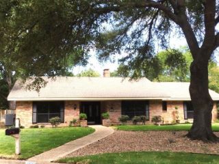 Foreclosed Home - 1800 WOODCREST AVE, 75110